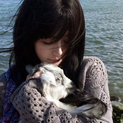 阿罗有枝彩色笔